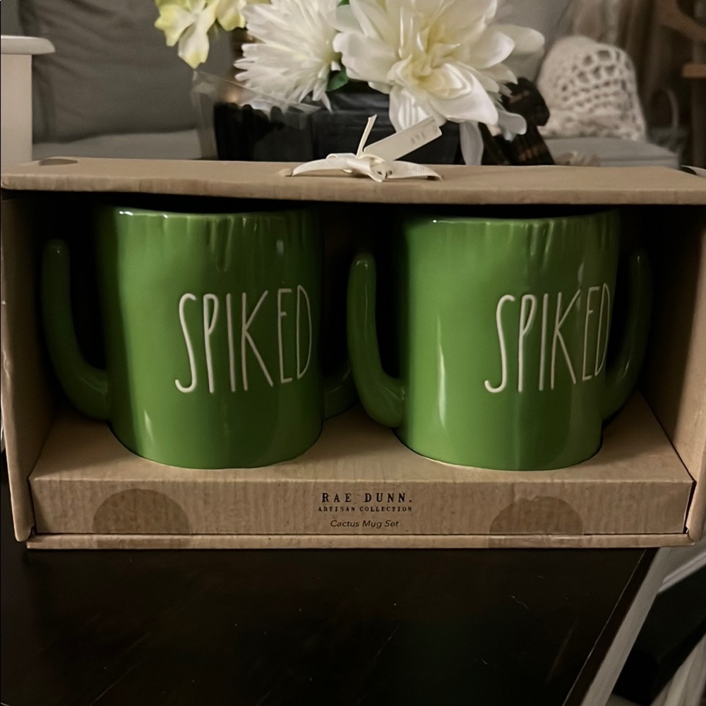 Rae Dunn Green 'Spiked' Mug Set